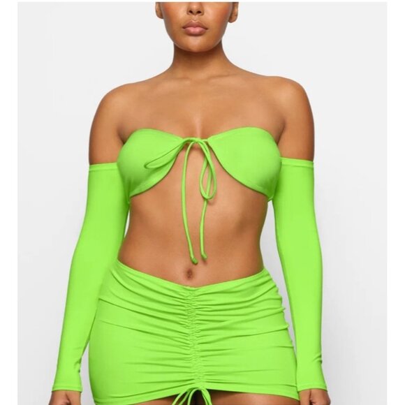 SKIMS Swim Long Sleeve Bikini Top in Neon Green Size M - Picture 8 of 8